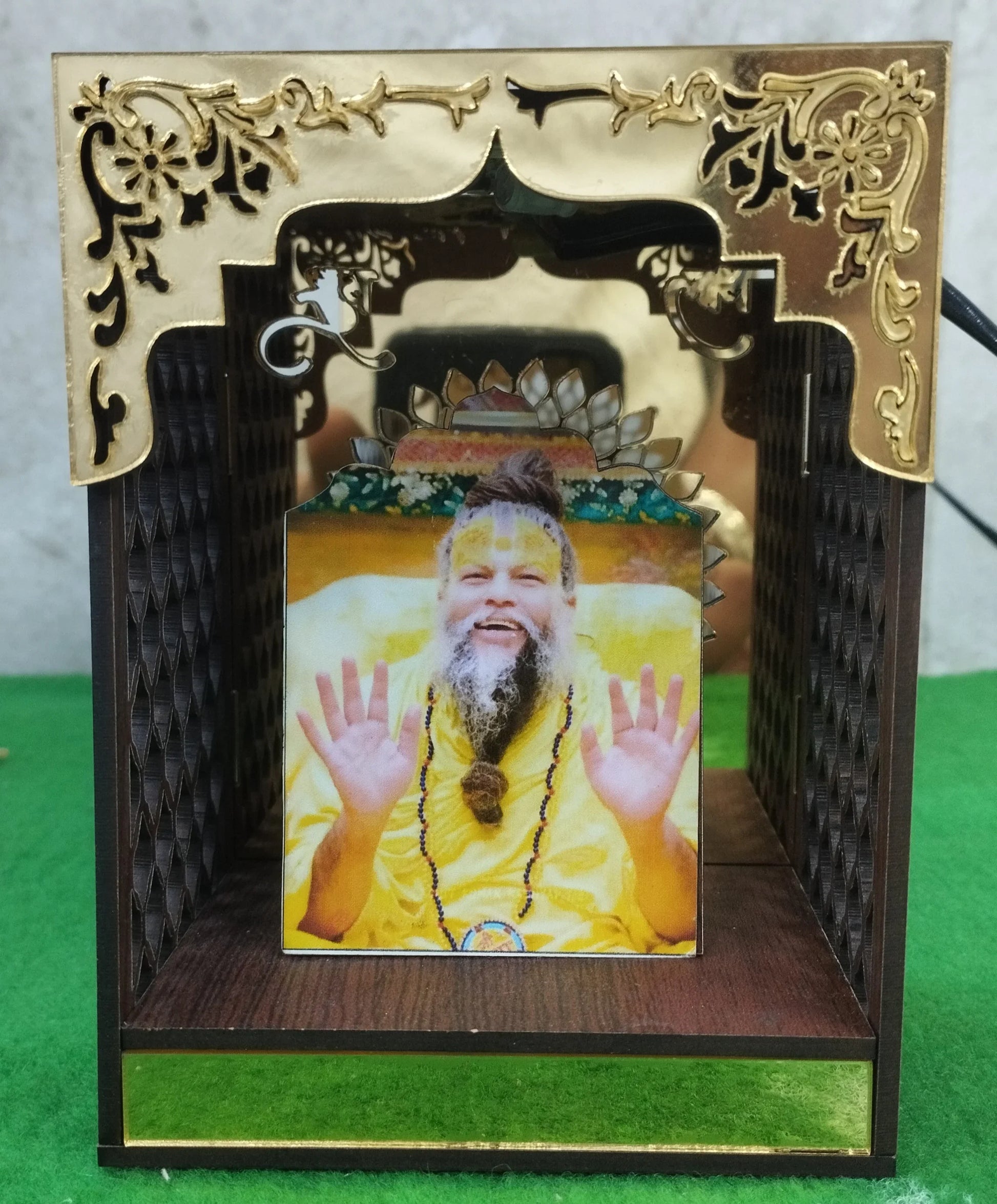 Premanand Ji Maharaj Golden Acrylic Mandir With RGB Lights - Gift With Smile